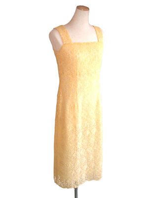 ���܂��F�̃h���X