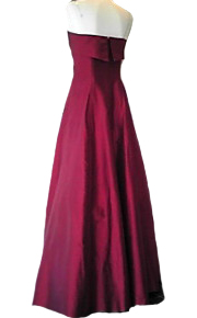 �\���X�g�ׂ̈̃h���X