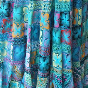 �j�����h�D�e�B�̃h���X