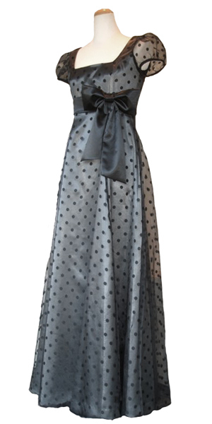 ��l�̐��ʃh���X