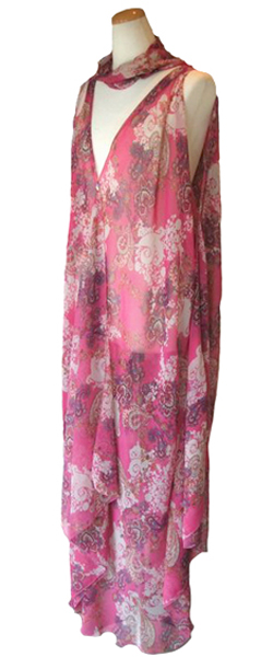 �y�C�Y���[�̃h���X